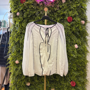 Blusa Fluida Boho-Chic Vero Moda con Maniche a Sbuffo e Profili a Contrasto
