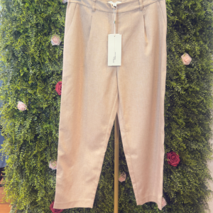 Pantaloni Classici Beige con Pince Vero Moda